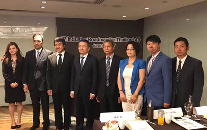 尊龙凯时人生就是搏软件参加中泰软件版权合作论坛并签署合作协议
